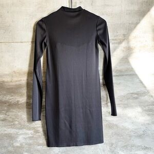 Live The Process Women Black Long Sleeved Pullover Dress a High Neckline Sz XS